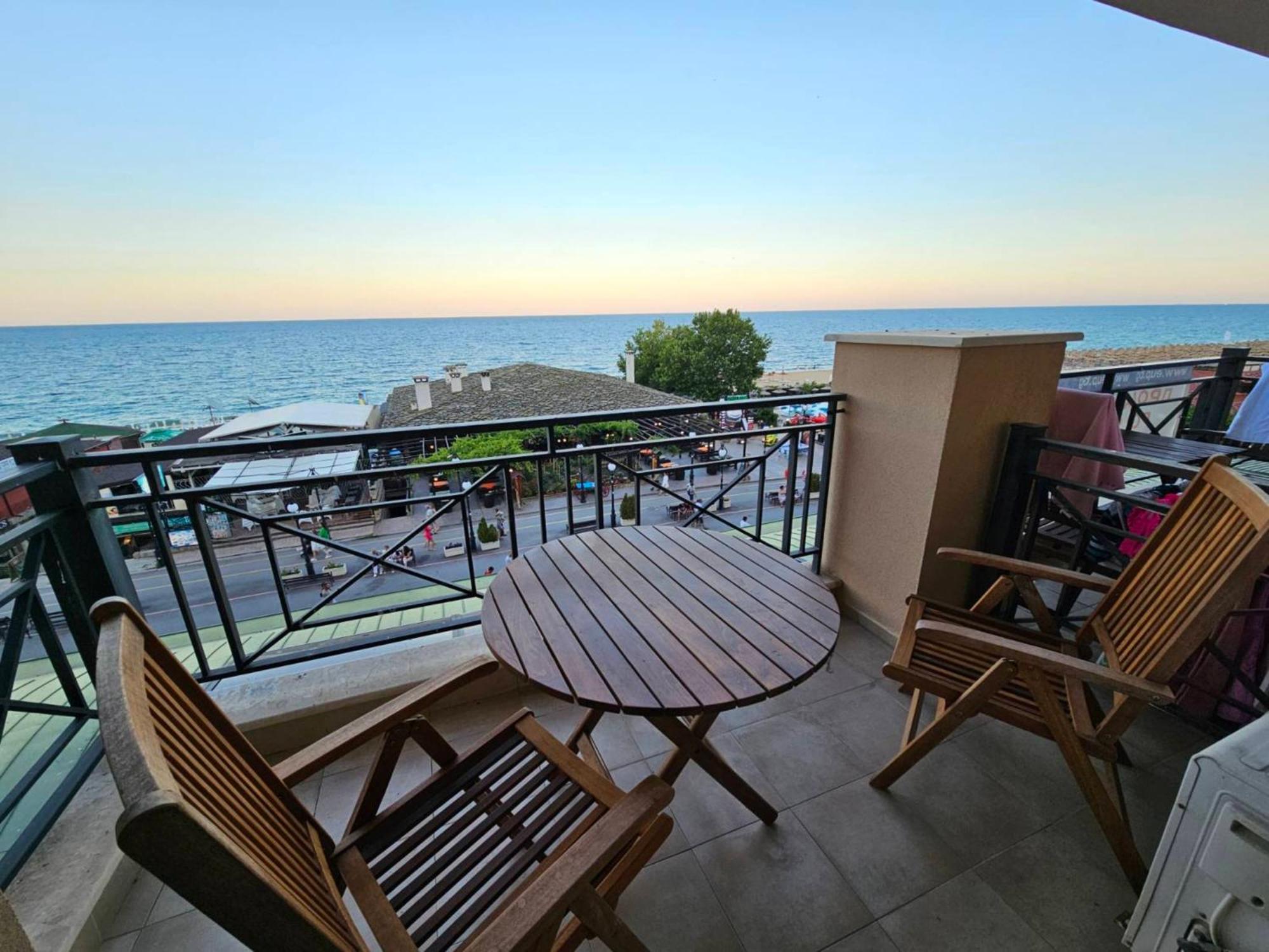 Europroperties Sirena Apartaments Aranyhomok Kültér fotó